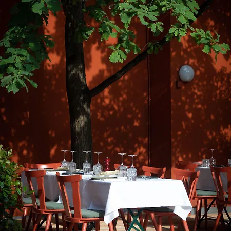 Weinstockwerk St Peter Hotel Nuremberga