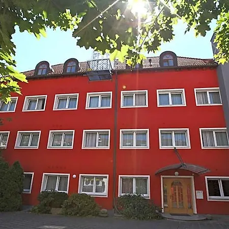 Weinstockwerk St Peter Hotel Nuremberga